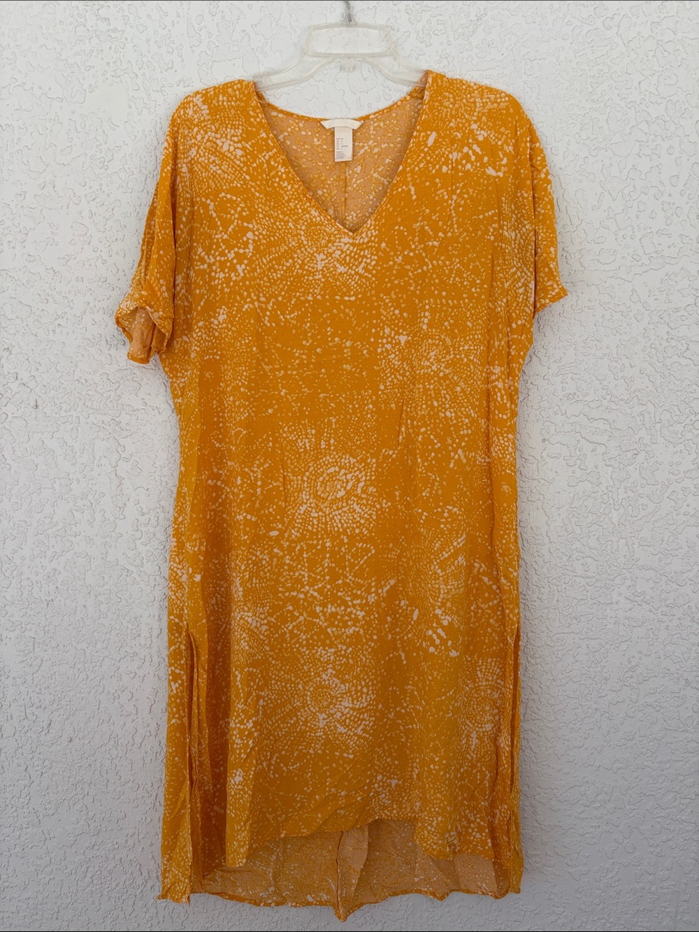 H&M Yellow White Printed V-Neck lightweight midi Dress size 4